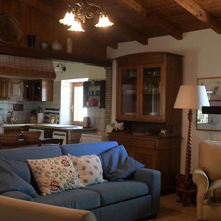 Appartement Localita S Cecilia 30, Urbania Extérieur photo